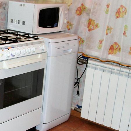Apartment Near Metro Akademgorodok Kiev Exterior foto